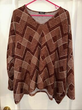 HEIMISH USA Brown Geometric V-Neck Knit Sweater